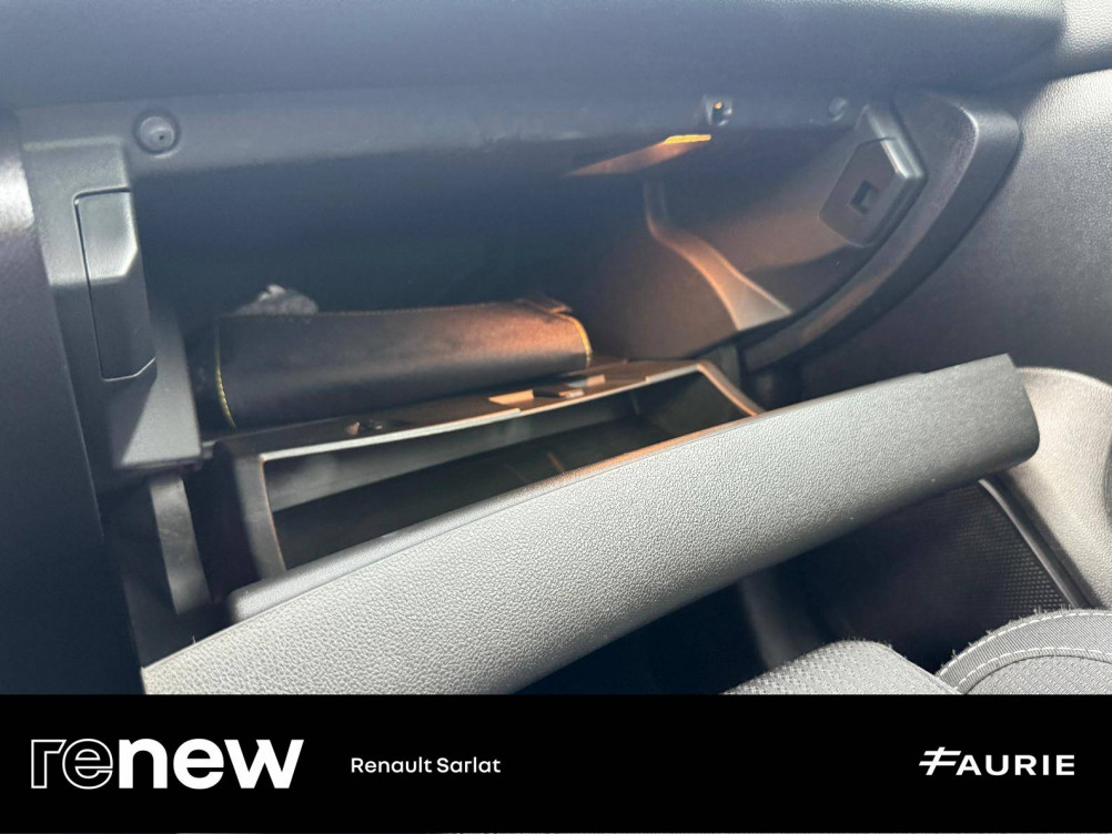 Acheter Renault Megane 4 Mégane IV Berline Blue dCi 115 EDC - 21N Business 5p occasion dans les concessions du Groupe Faurie