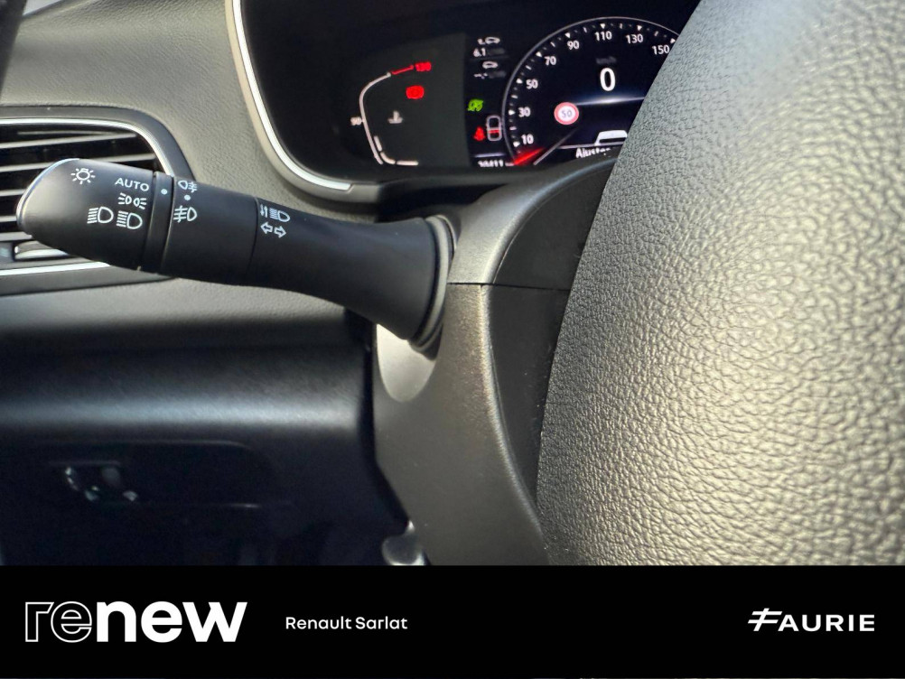 Acheter Renault Megane 4 Mégane IV Berline Blue dCi 115 Business 5p occasion dans les concessions du Groupe Faurie