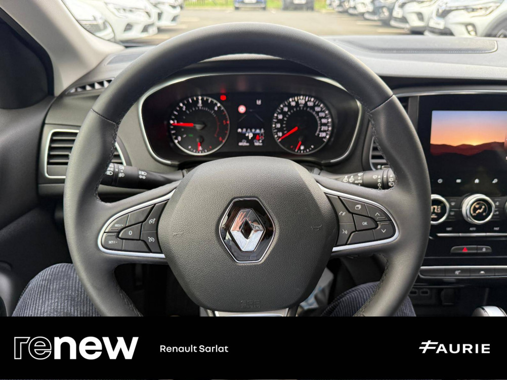 Acheter Renault Megane 4 Mégane IV Berline Blue dCi 115 EDC - 21N Business 5p occasion dans les concessions du Groupe Faurie
