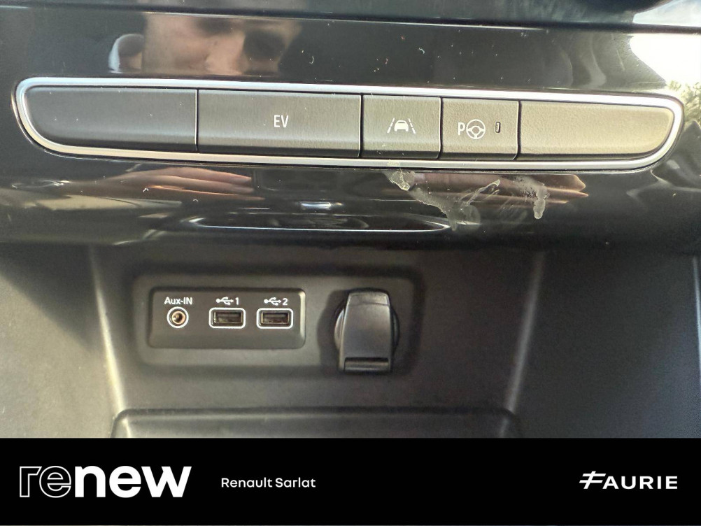 Acheter Renault Megane 4 Megane IV Estate E-Tech plug-in hybrid 160 Techno 5p occasion dans les concessions du Groupe Faurie