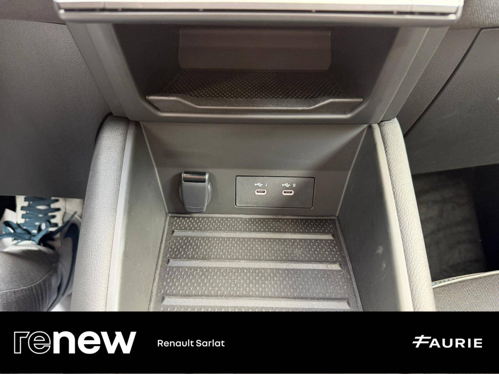 Acheter Renault Captur 2 Captur E-Tech full hybrid 145 ch esprit Alpine 5p occasion dans les concessions du Groupe Faurie