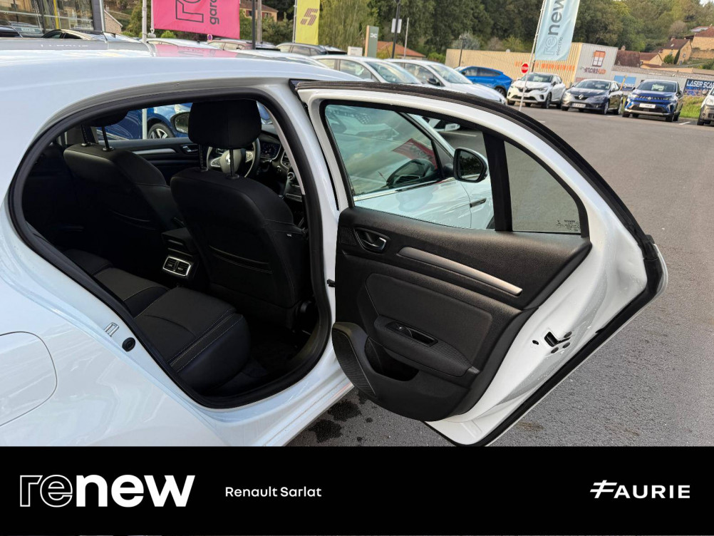Acheter Renault Megane 4 Mégane IV Berline Blue dCi 115 Business 5p occasion dans les concessions du Groupe Faurie