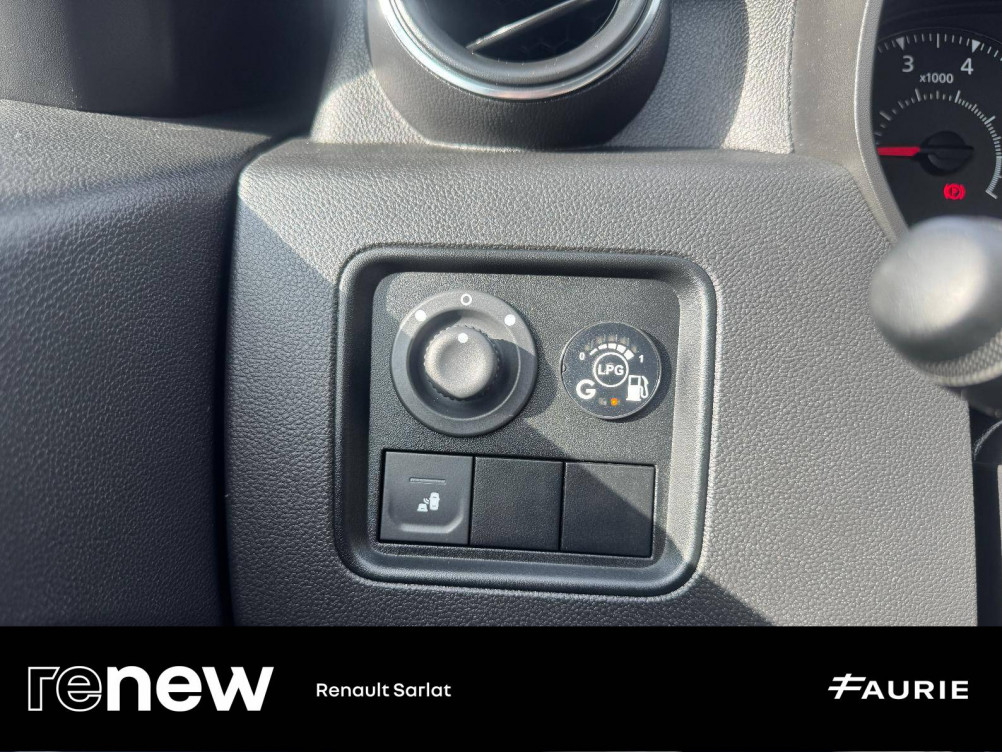 Acheter Dacia Duster Duster ECO-G 100 4x2 15 ans 5p occasion dans les concessions du Groupe Faurie