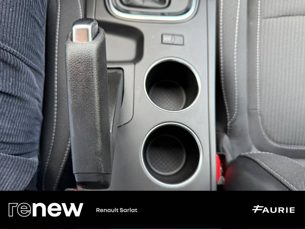 Acheter Renault Megane 4 Mégane IV Berline Blue dCi 115 EDC - 21N Business 5p occasion dans les concessions du Groupe Faurie