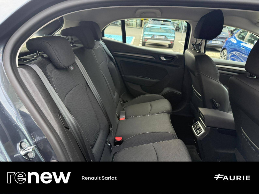 Acheter Renault Megane 4 Mégane IV Berline Blue dCi 115 EDC - 21N Business 5p occasion dans les concessions du Groupe Faurie