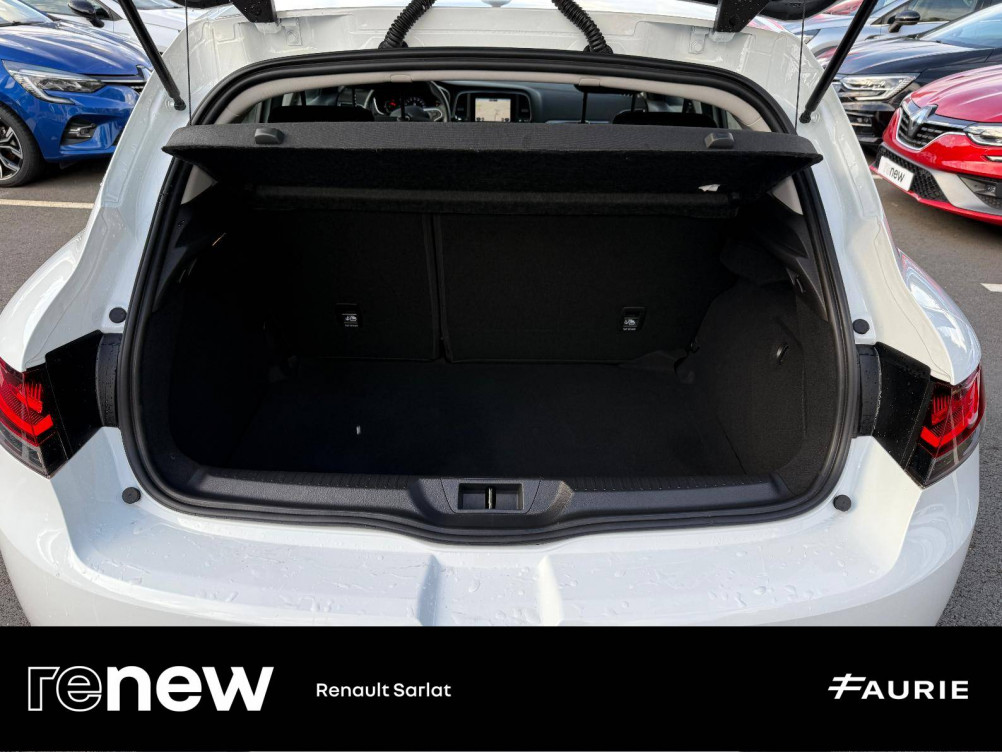 Acheter Renault Megane 4 Mégane IV Berline Blue dCi 115 Business 5p occasion dans les concessions du Groupe Faurie