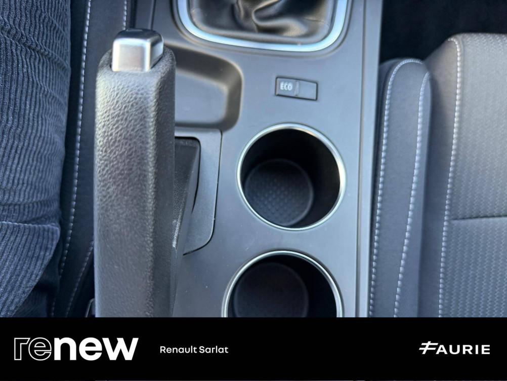 Acheter Renault Megane 4 Mégane IV Berline Blue dCi 115 Business 5p occasion dans les concessions du Groupe Faurie