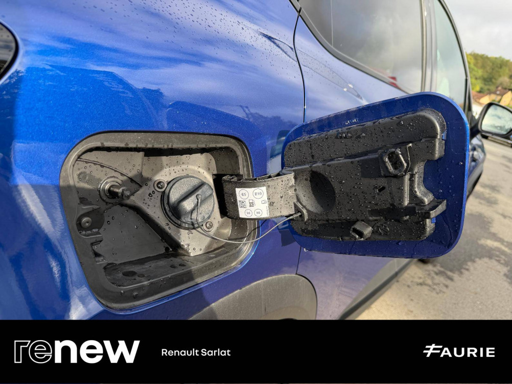 Acheter Renault Captur 2 Captur E-Tech full hybrid 145 ch esprit Alpine 5p occasion dans les concessions du Groupe Faurie