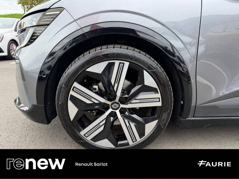 Acheter Renault Megane E-Tech Megane E-Tech EV60 220 ch optimum charge Iconic 5p occasion dans les concessions du Groupe Faurie