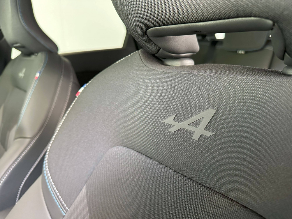 Acheter Renault Captur 2 Captur E-Tech full hybrid 145 esprit Alpine 5p neuf dans les concessions du Groupe Faurie