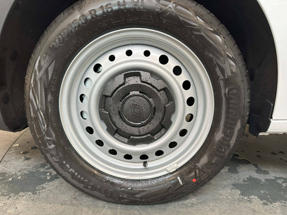 Acheter Renault Kangoo Electrique KANGOO VAN E-TECH ELECTRIQUE FG TOLE L1 AC22/DC80 GSR2 EXTRA 4p neuf dans les concessions du Groupe Faurie