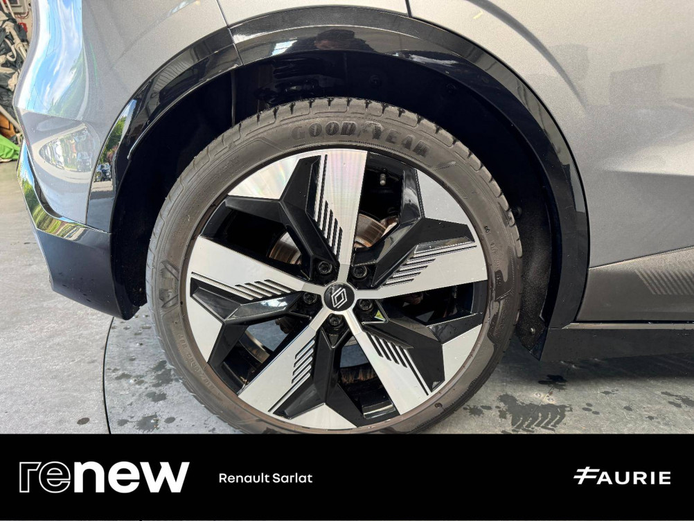 Acheter Renault Megane E-Tech Megane E-Tech EV60 220 ch optimum charge Techno 5p occasion dans les concessions du Groupe Faurie