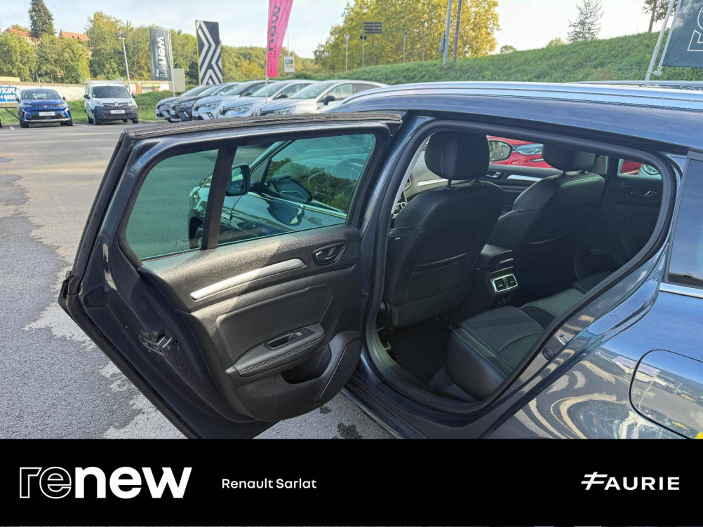 Acheter Renault Megane 4 Megane IV Estate E-Tech plug-in hybrid 160 Techno 5p occasion dans les concessions du Groupe Faurie
