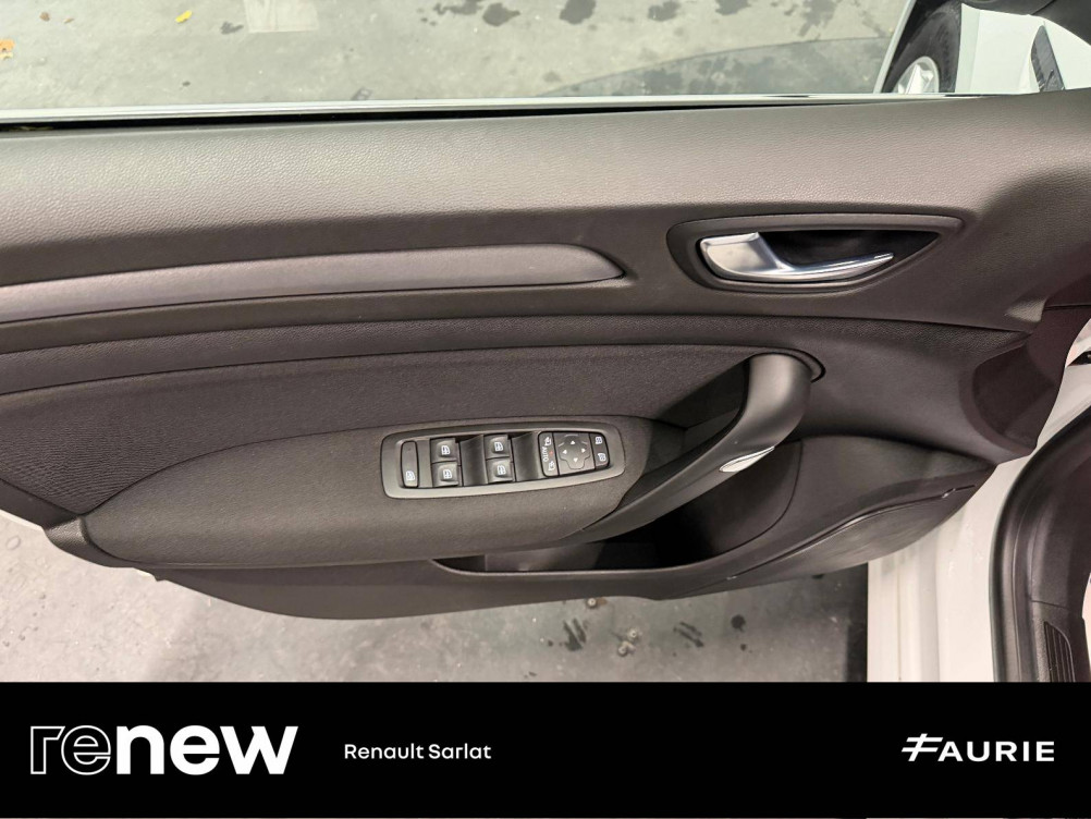 Acheter Renault Megane 4 Mégane IV Berline Blue dCi 115 EDC Business 5p occasion dans les concessions du Groupe Faurie