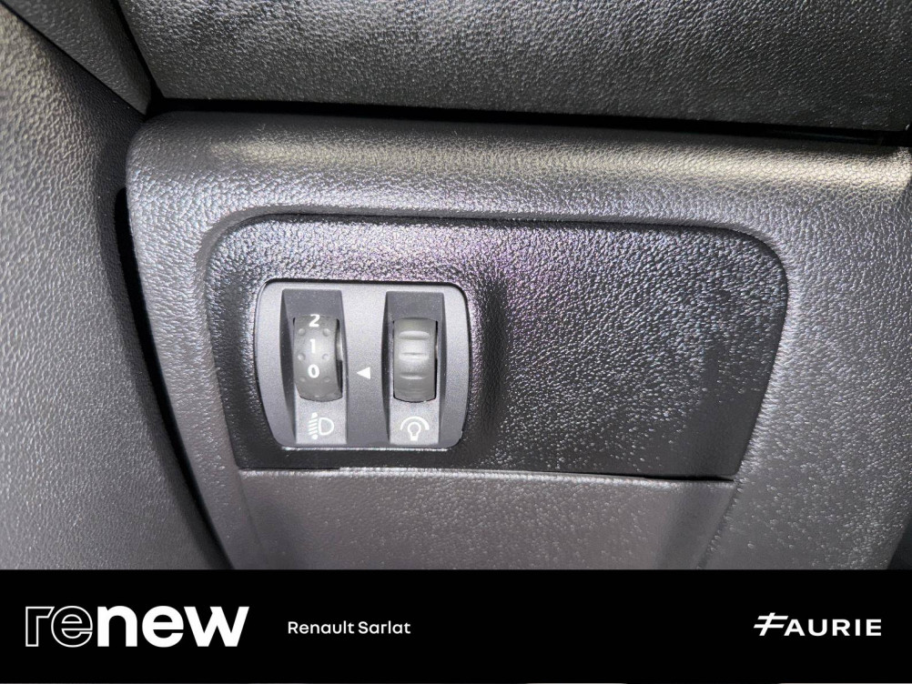 Acheter Renault Megane 4 Mégane IV Berline Blue dCi 115 EDC Business 5p occasion dans les concessions du Groupe Faurie