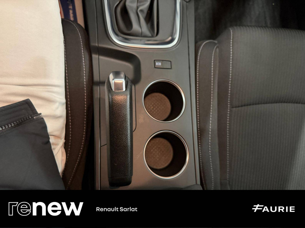 Acheter Renault Megane 4 Mégane IV Berline Blue dCi 115 EDC Business 5p occasion dans les concessions du Groupe Faurie