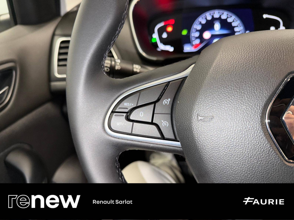 Acheter Renault Megane 4 Mégane IV Berline Blue dCi 115 EDC Business 5p occasion dans les concessions du Groupe Faurie