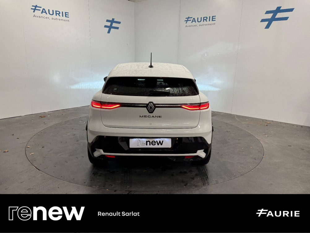 Acheter Renault Megane E-Tech Megane E-Tech EV40 130ch standard charge Equilibre 5p occasion dans les concessions du Groupe Faurie
