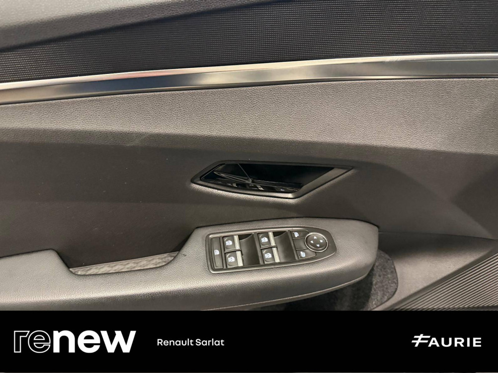 Acheter Renault Megane E-Tech Megane E-Tech EV40 130ch standard charge Equilibre 5p occasion dans les concessions du Groupe Faurie