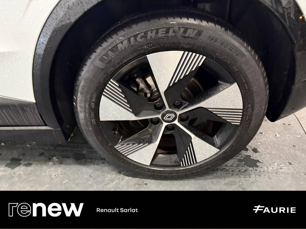 Acheter Renault Megane E-Tech Megane E-Tech EV40 130ch standard charge Equilibre 5p occasion dans les concessions du Groupe Faurie