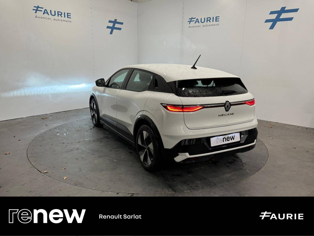 Acheter Renault Megane E-Tech Megane E-Tech EV40 130ch standard charge Equilibre 5p occasion dans les concessions du Groupe Faurie