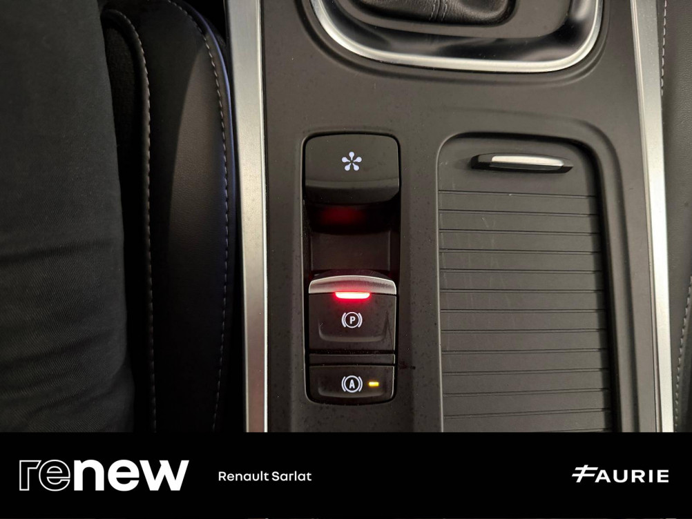 Acheter Renault Megane 4 Megane IV Berline Blue dCi 115 EDC Techno 5p occasion dans les concessions du Groupe Faurie