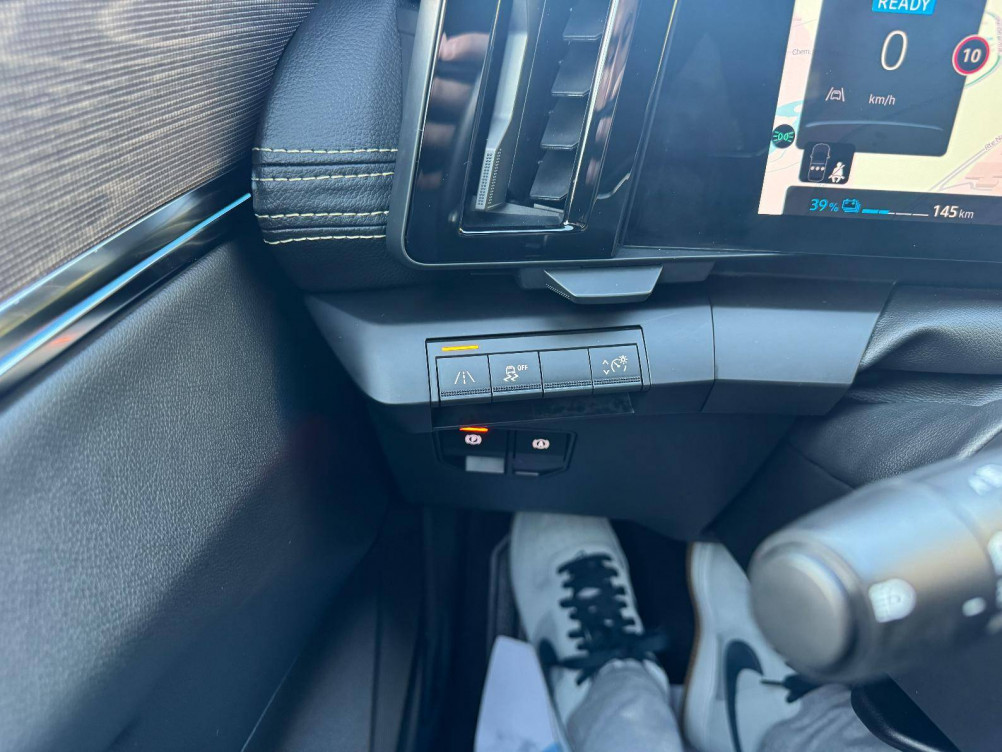 Acheter Renault Megane E-Tech Megane E-Tech EV60 220 ch super charge Iconic 5p occasion dans les concessions du Groupe Faurie