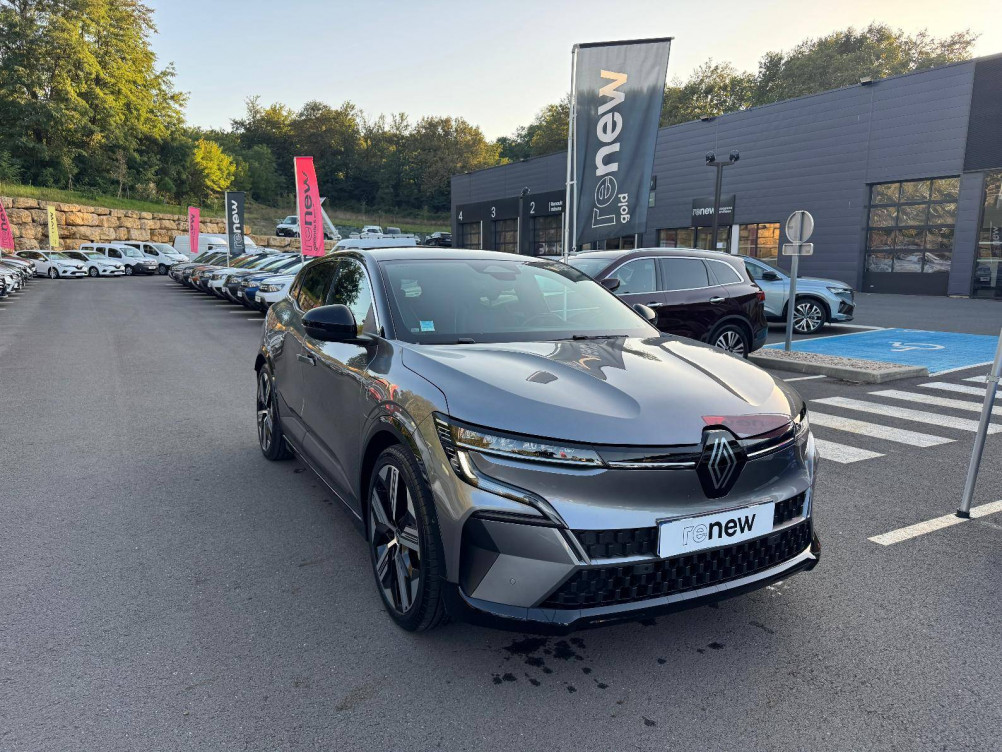 Acheter Renault Megane E-Tech Megane E-Tech EV60 220 ch super charge Iconic 5p occasion dans les concessions du Groupe Faurie