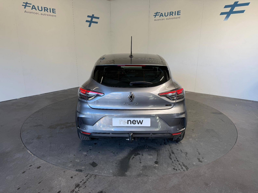 Acheter Renault Clio 5 Clio E-Tech full hybrid 145 Evolution 5p occasion dans les concessions du Groupe Faurie