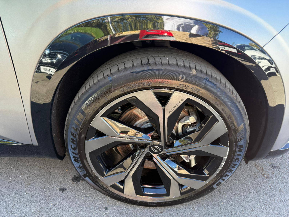 Acheter Renault Espace 6 Espace E-Tech hybrid 200 esprit Alpine 5p occasion dans les concessions du Groupe Faurie