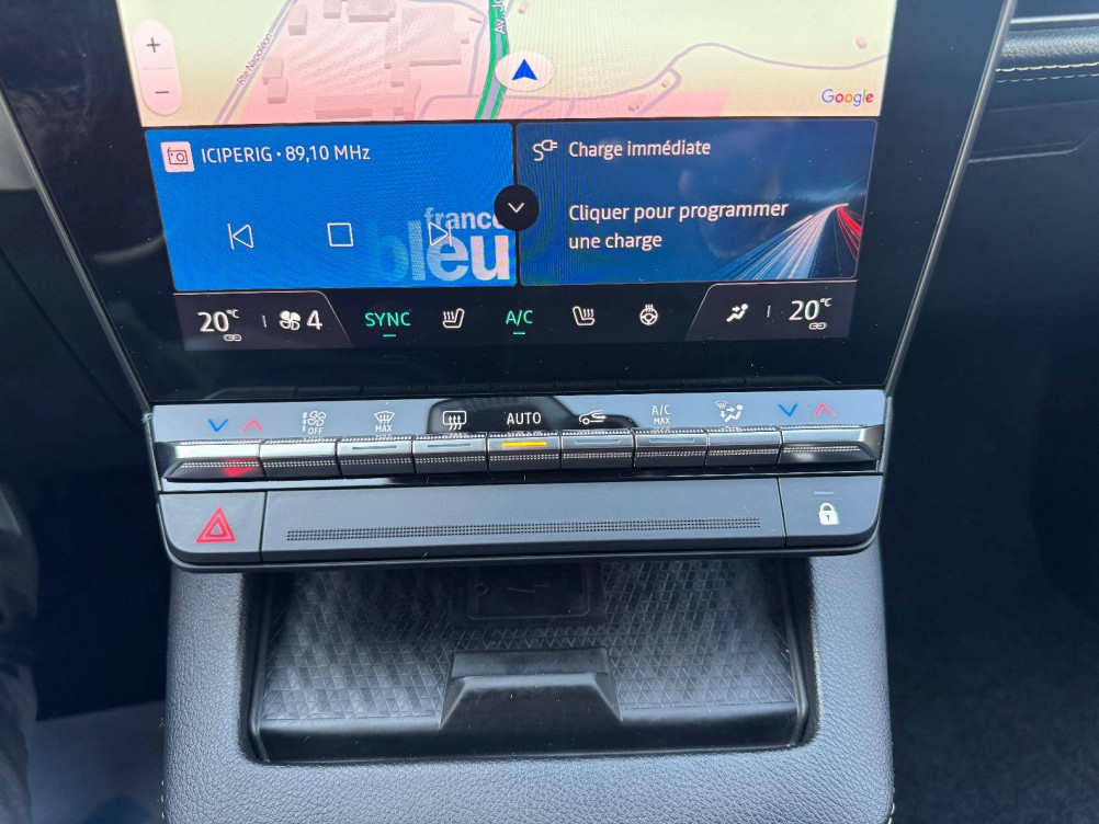 Acheter Renault Megane E-Tech Megane E-Tech EV60 220 ch super charge Iconic 5p occasion dans les concessions du Groupe Faurie