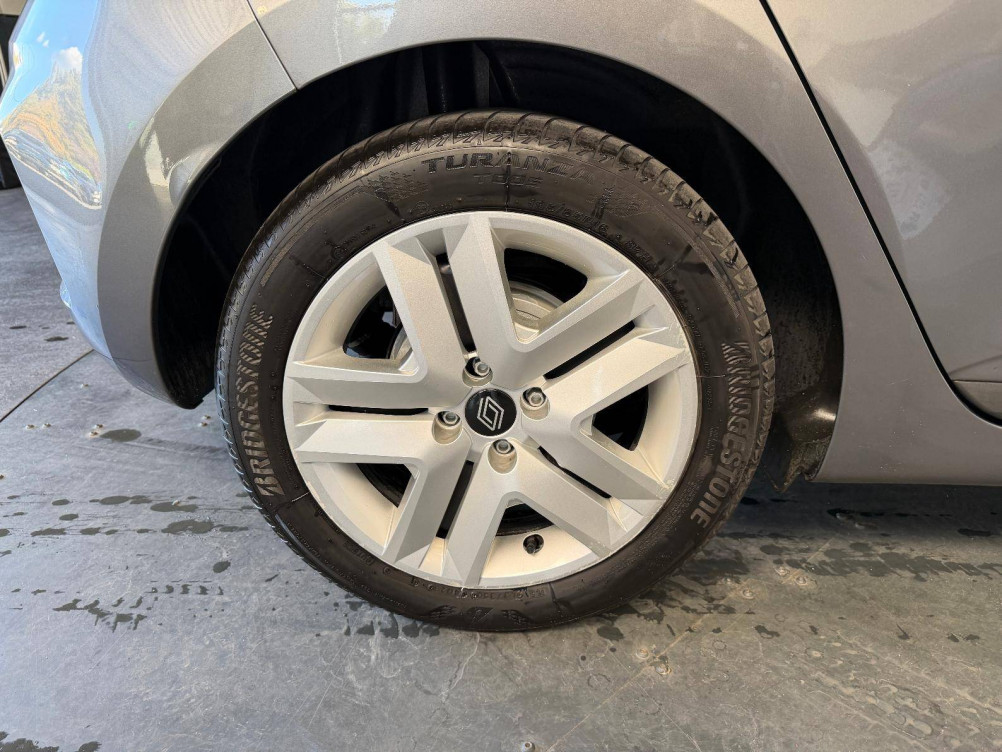 Acheter Renault Clio 5 Clio E-Tech full hybrid 145 Evolution 5p occasion dans les concessions du Groupe Faurie