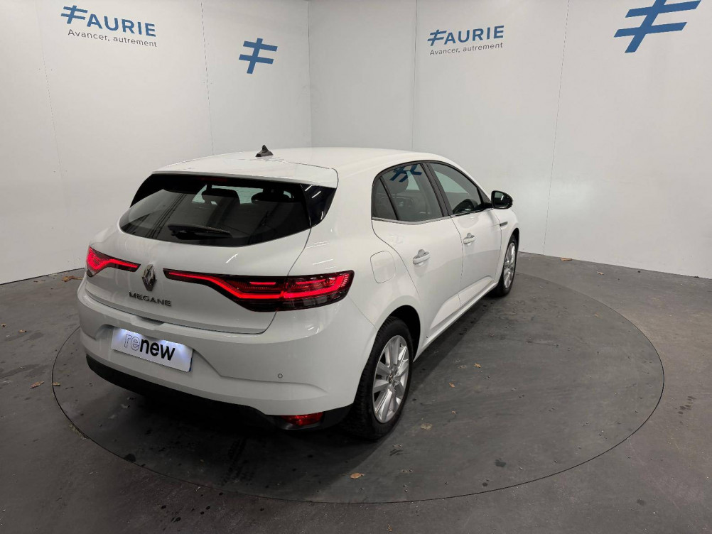 Acheter Renault Megane 4 Mégane IV Berline Blue dCi 115 EDC Business 5p occasion dans les concessions du Groupe Faurie