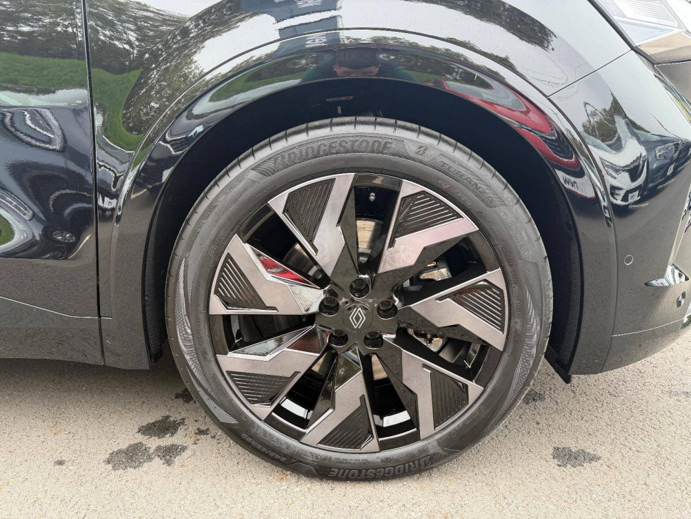 Acheter Renault Rafale Rafale E-Tech full hybrid 200 esprit Alpine 5p occasion dans les concessions du Groupe Faurie