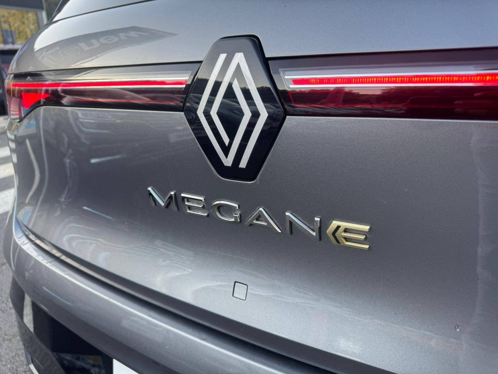 Acheter Renault Megane E-Tech Megane E-Tech EV60 220 ch super charge Iconic 5p occasion dans les concessions du Groupe Faurie