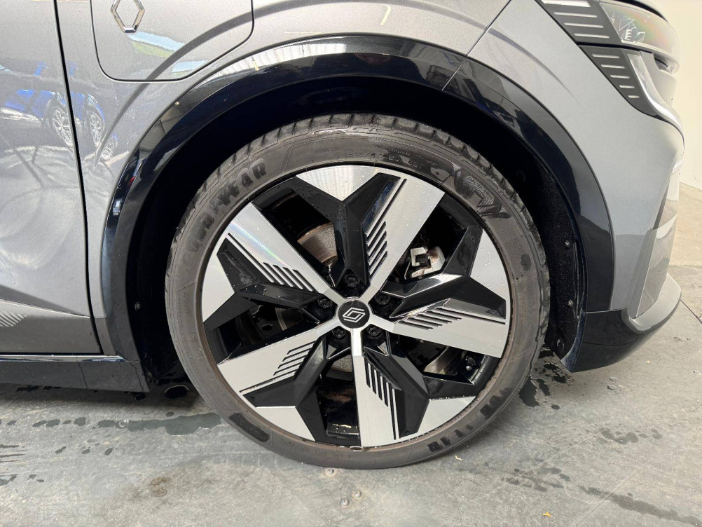 Acheter Renault Megane E-Tech Megane E-Tech EV60 220 ch optimum charge Techno 5p occasion dans les concessions du Groupe Faurie