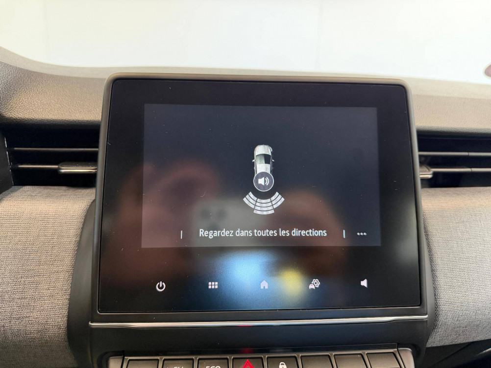 Acheter Renault Clio 5 Clio E-Tech full hybrid 145 Evolution 5p occasion dans les concessions du Groupe Faurie