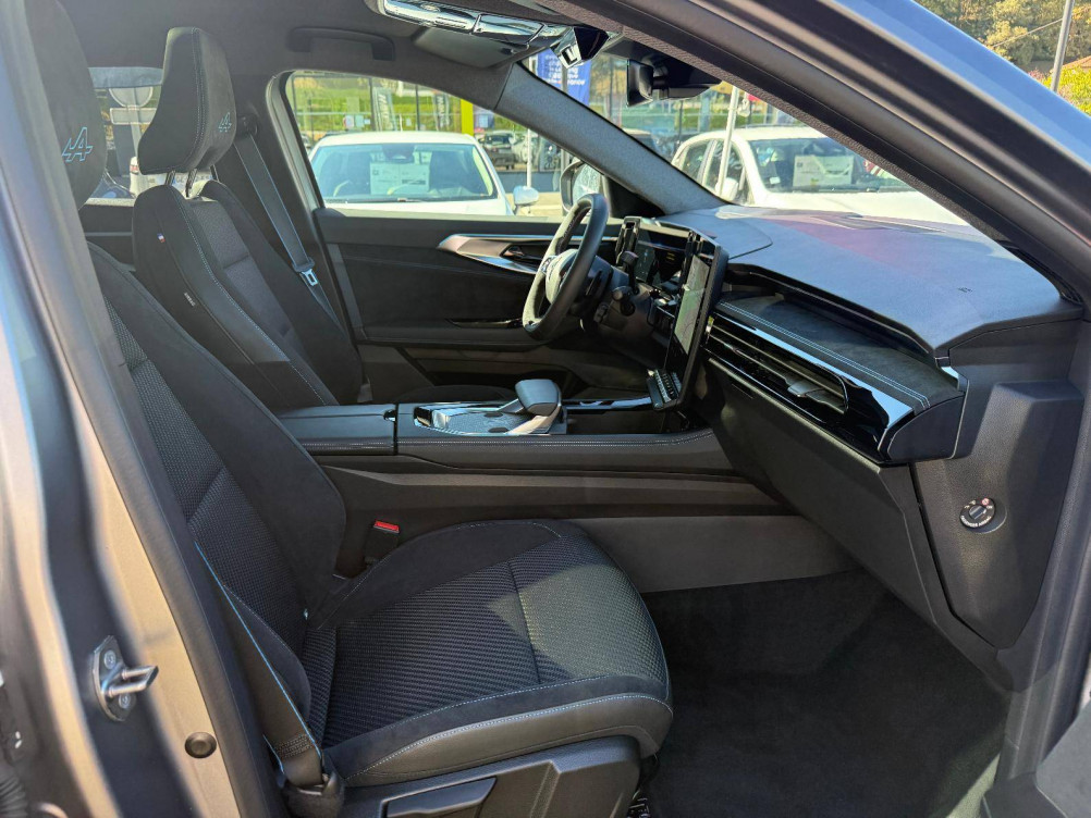 Acheter Renault Espace 6 Espace E-Tech hybrid 200 esprit Alpine 5p occasion dans les concessions du Groupe Faurie