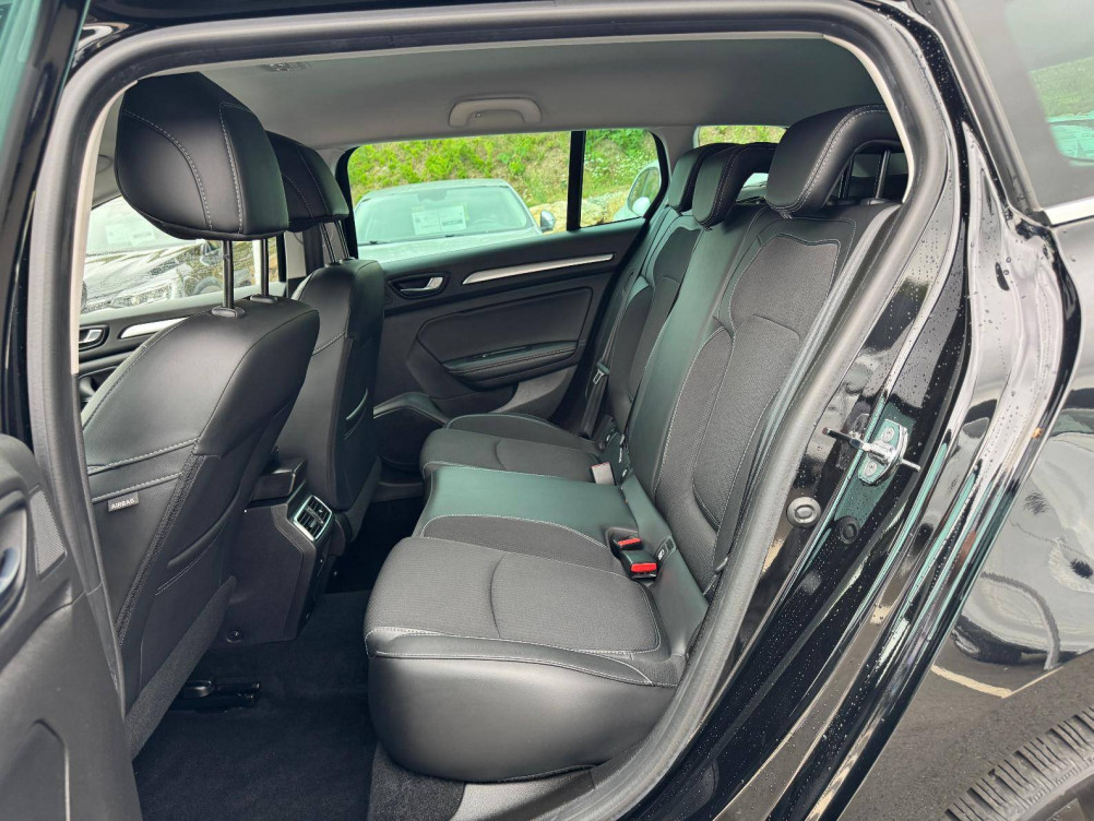 Acheter Renault Megane 4 Mégane IV Estate TCe 140 EDC FAP - 21B Intens 5p occasion dans les concessions du Groupe Faurie