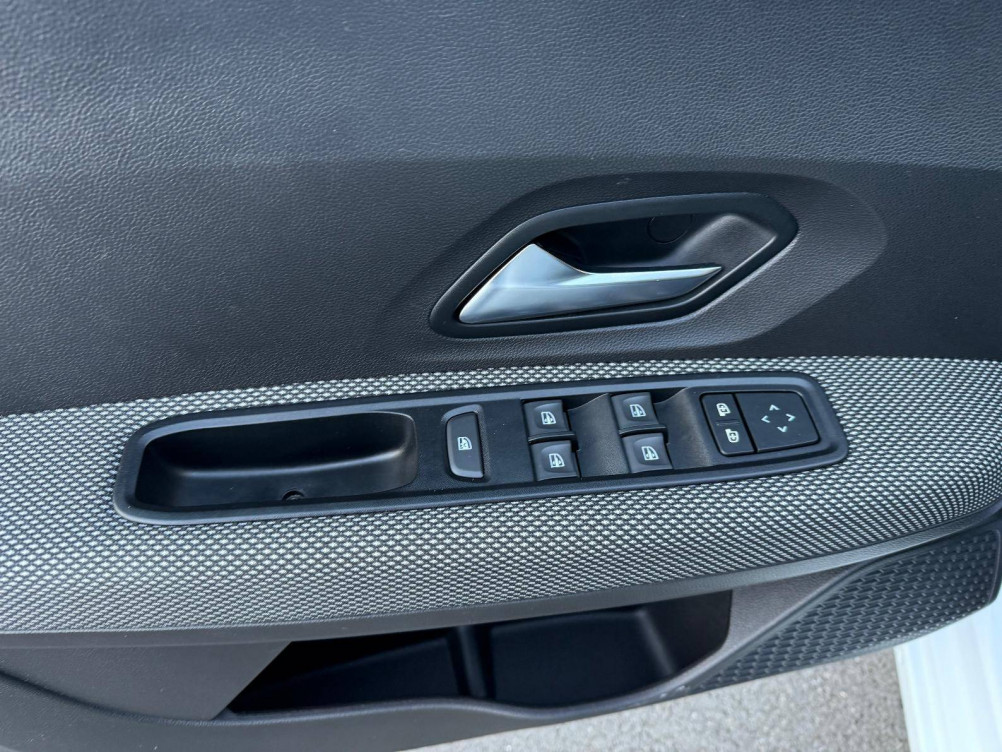 Acheter Dacia Sandero Sandero TCe 90 - 22 Confort 5p occasion dans les concessions du Groupe Faurie