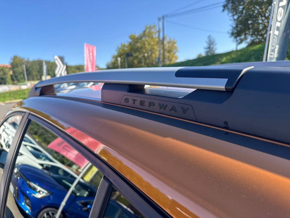 Acheter Dacia Sandero Sandero TCe 90 - 22 Stepway Confort 5p occasion dans les concessions du Groupe Faurie