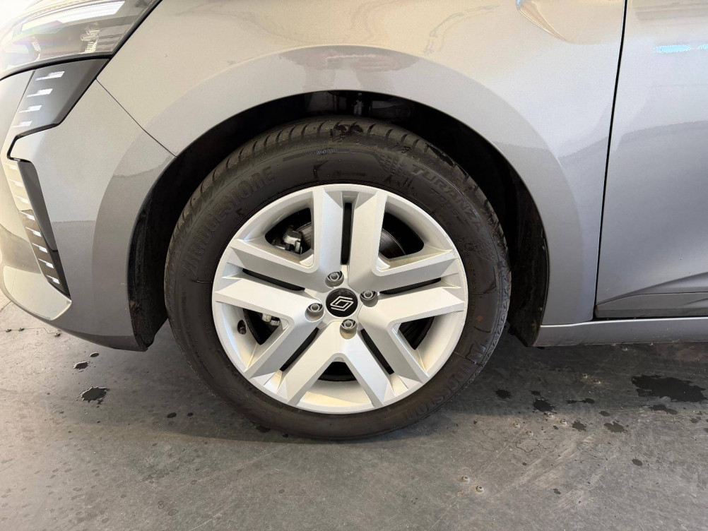 Acheter Renault Clio 5 Clio E-Tech full hybrid 145 Evolution 5p occasion dans les concessions du Groupe Faurie