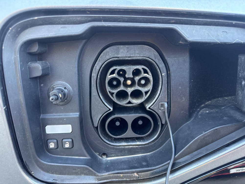 Acheter Renault Megane E-Tech Megane E-Tech EV60 220 ch super charge Iconic 5p occasion dans les concessions du Groupe Faurie