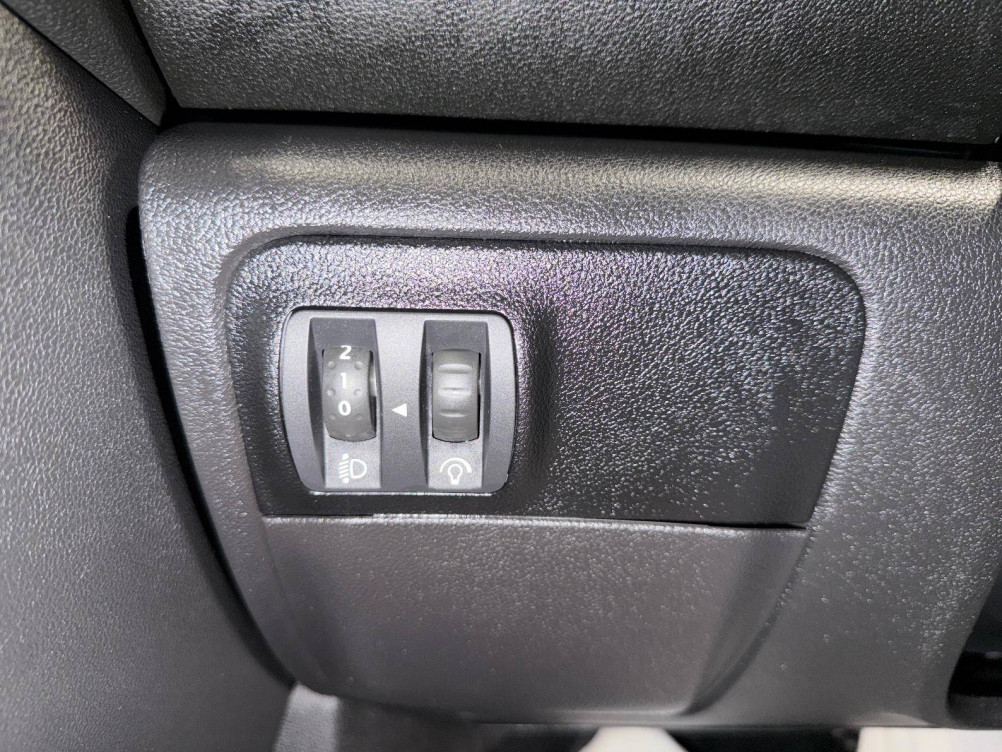 Acheter Renault Megane 4 Mégane IV Berline Blue dCi 115 EDC Business 5p occasion dans les concessions du Groupe Faurie