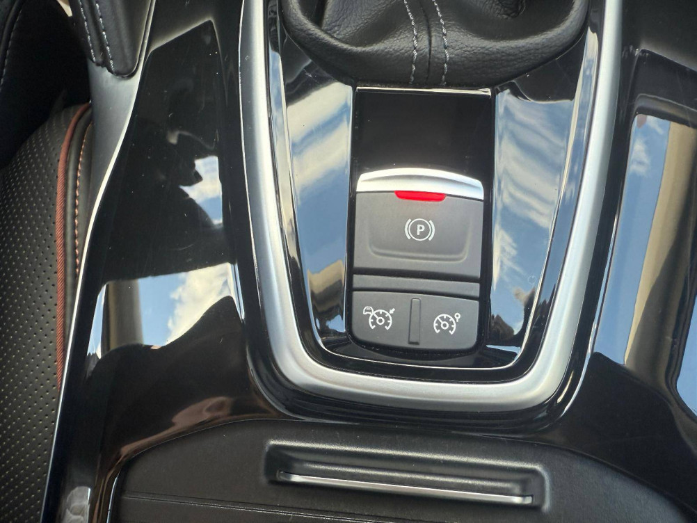 Acheter Renault Koleos 2 Koleos Tce 160 EDC FAP 4x2 - B Initiale Paris 5p occasion dans les concessions du Groupe Faurie