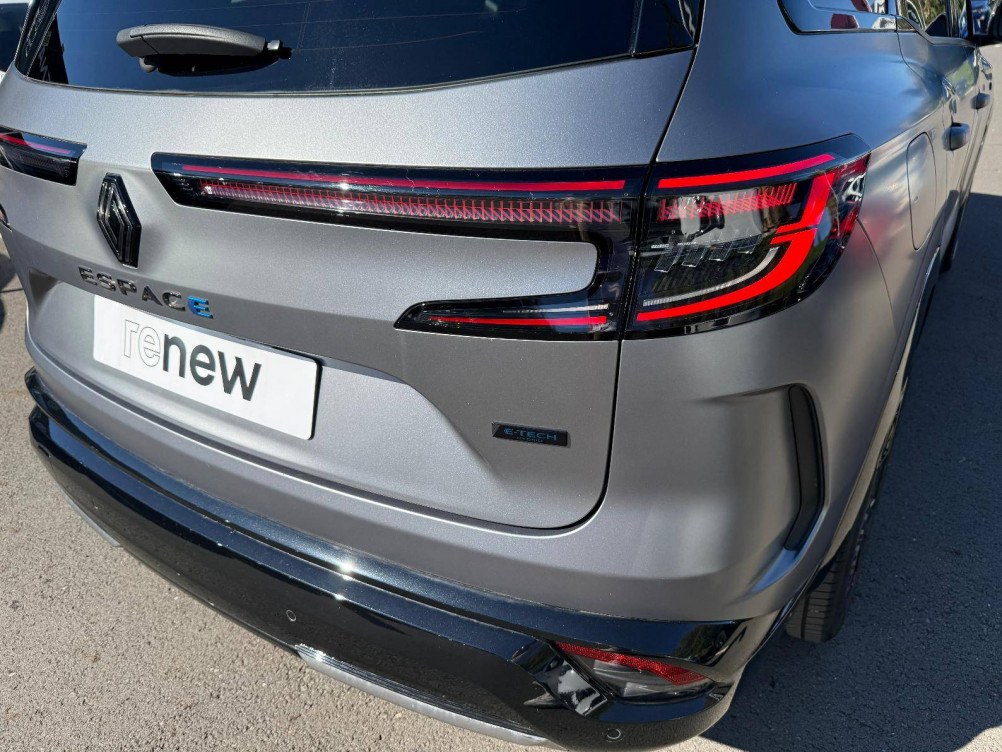 Acheter Renault Espace 6 Espace E-Tech hybrid 200 esprit Alpine 5p occasion dans les concessions du Groupe Faurie
