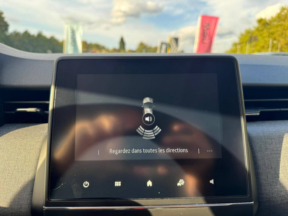 Acheter Renault Clio 5 Clio TCe 100 GPL Evolution 5p occasion dans les concessions du Groupe Faurie