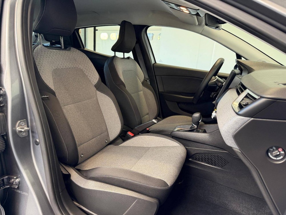 Acheter Renault Clio 5 Clio E-Tech full hybrid 145 Evolution 5p occasion dans les concessions du Groupe Faurie