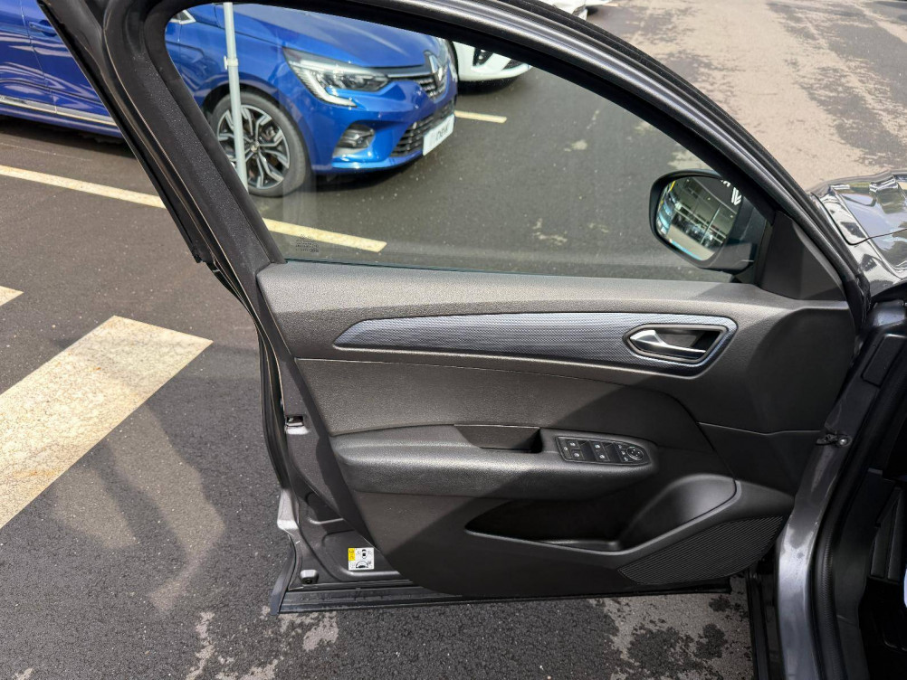 Acheter Renault Arkana Arkana mild hybrid 140 EDC FAP - 22 Equilibre 5p occasion dans les concessions du Groupe Faurie
