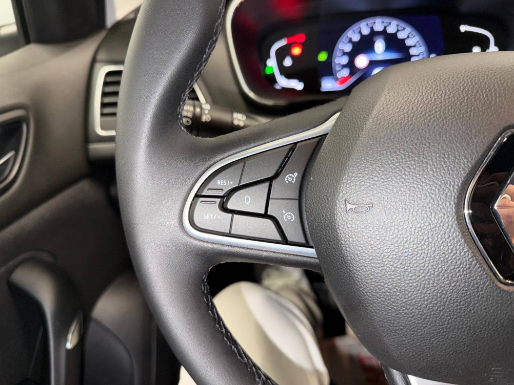 Acheter Renault Megane 4 Mégane IV Berline Blue dCi 115 EDC Business 5p occasion dans les concessions du Groupe Faurie